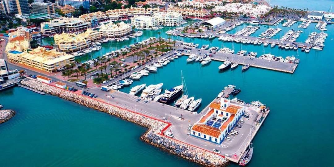 Benalbeach Benalmádena Buitenkant foto